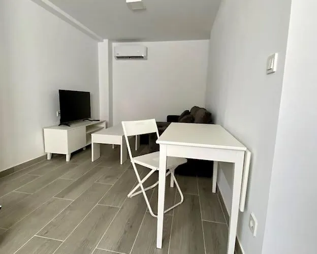 Coqueto Apartamento Cerca Del Ceu